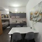 Διαμέρισμα Relax 2 *